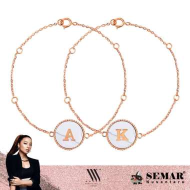 Nikita Willy Gold Gelang Emas Renaissance Round White - Bracelet 17K Semar Nusantara, Huruf W
