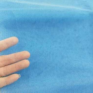 Tile Kaku Rok Tutu Biru Sedang