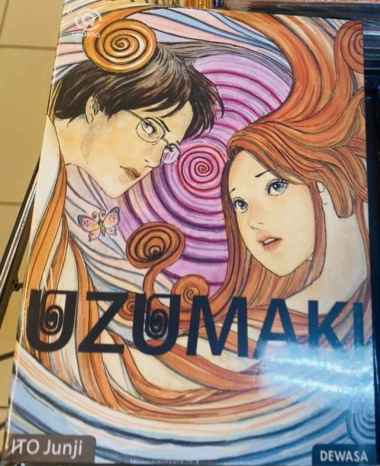 Buku komik uzumaki by ito junji Multivariasi Multicolor