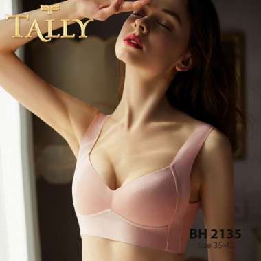 TALLY Bra Tanpa Kawat Busa Tipis Bahan Seamless Baby Skin CUP C Kait 3 Bra Kemben Fashionable BH 213