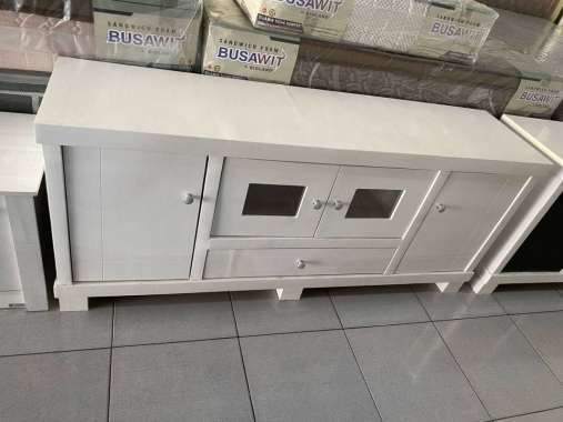 BUFET PENDEK DISWAR TV KAYU