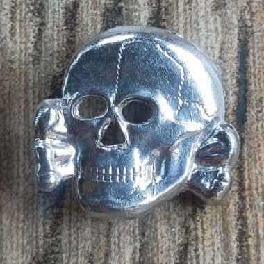 Pin Badge German WW2 WWII Visor Badge Tottenkapf Reproduction Authentic Quality Metal Made Pin Totte