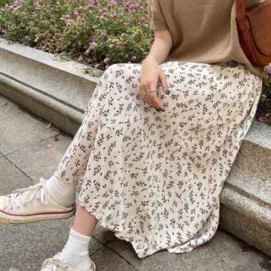 ROK MOTIF BUNGA KOREA | DAMARA SKIRT | SAKURA PATTERN SKIRT A LINE - Cream Cream