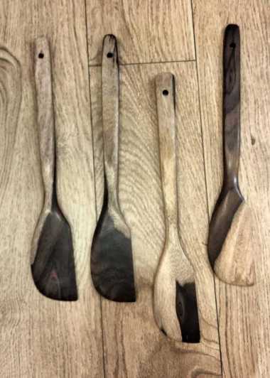 SOLET KAYU BESAR