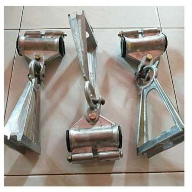 Klem Suspen Klamp Pengikat Clamp Suspension FTTH / Clamp Suspension Corong FTTH