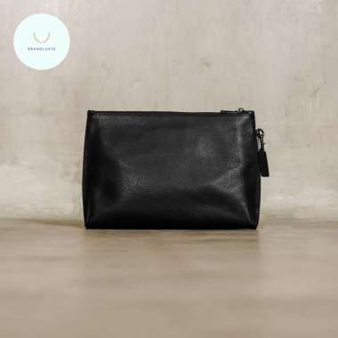 Coach Leather Lambskin Plain Clutch / Pouch with Handle in Black