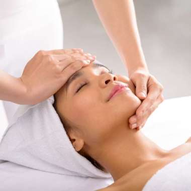 Langsat (Reflexology + Body Massage + Totok Wajah) - 120 Menit