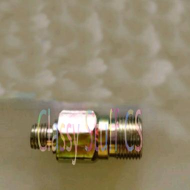 Holder Delivery Valve Rumah Palep Kubota KND190 KND220 KND250