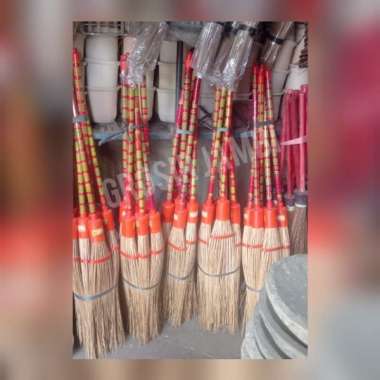Sapu lidi halaman/ sapu lidi gagang kayu sapu lidi gagang sapu lidi Instant Gagang model sapu