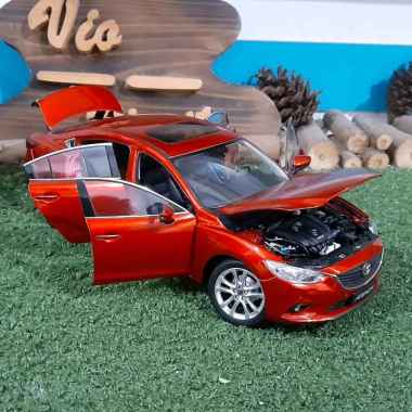 Diecast Miniatur Mazda 6 Atenza skala 1:18