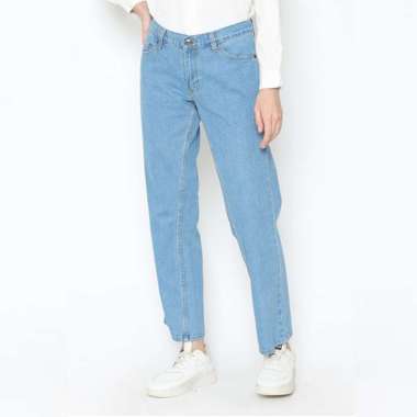 2nd RED Celana Denim Panjang Straight Kaki Basic Jeans Wanita 272204 S