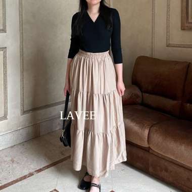LAVEE - Tiffany Skirt / Rok Panjang Wanita Maxi Rayon Flowy Basic - Rok 3 Susun Aesthetic brown