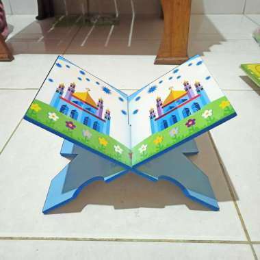 Rekal tatakan alquran karakter Masjid