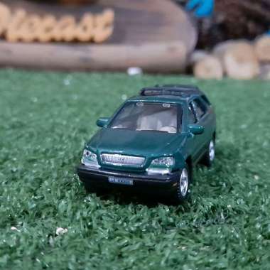 Diecast Miniatur Lexus RX300 skala 1:72