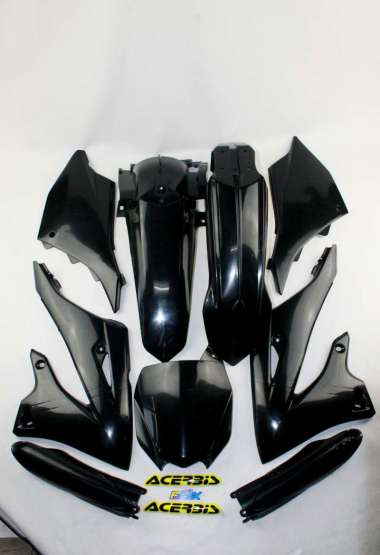BODI MOTOR YAMAHA YZ 125/ 250 TAHUN 2022-2024 ORIGINAL ACERBIS HITAM