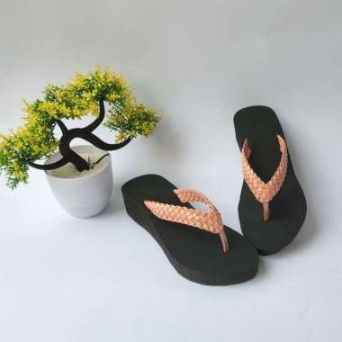 Sandal Spon Dewasa Sandal Jepit Wedges Sandal Perempuan SOL Karet 39 SALEM