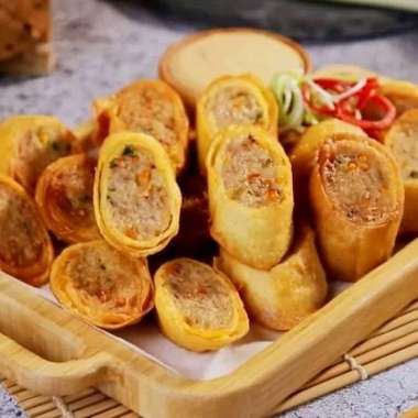 Egg chicken roll eggroll telur ayam gulung nugget bento frozen food halal