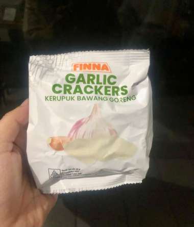Finna Kerupuk Matang Udang & Bawang isi 10pcs bawang