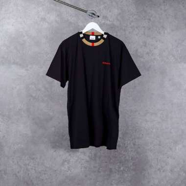Kaos BURBERRY JAYSON BROWN PATTERN COLLAR BLACK 100% ORIGINAL S