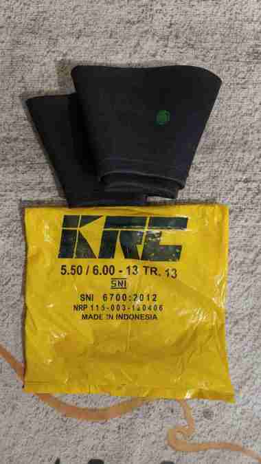Ban Dalam Mobil Penumpang Ring 13 550/600-13 TR13 Pentil Pendek Merk KRC