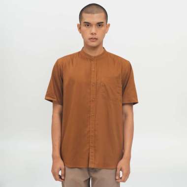 M231 Kemeja Pria Koko Shanghai Polos Pendek Coklat 0914B Dewasa-S