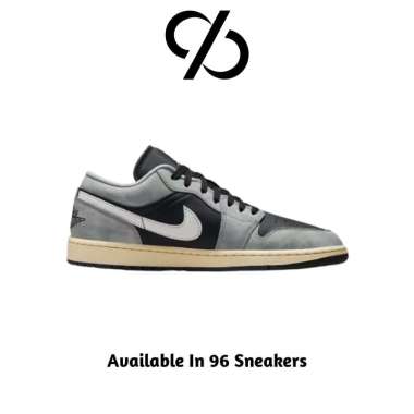 Sepatu Sneakers Pria Nike Air Jordan 1 Low SE (HQ2010-012) ORIGINAL 45