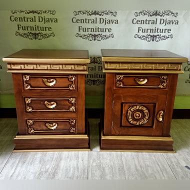 Nakas Ukir Tiara Gold Pojok Sudut Meja Kecil Kayu Jati Jepara