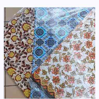 Kertas Kado Batik
