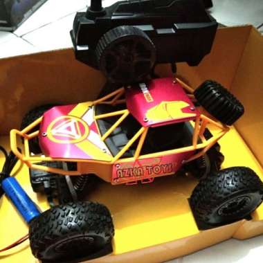 MOBIL REMOT KONTROL OFFROAD_MAINAN MOBIL REMOT KONTROL Merah Muda