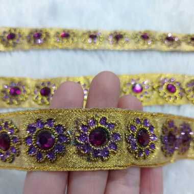 Renda India Mata Warna METERAN Ungu Bunga