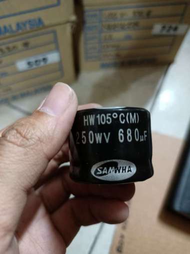 ELCO KAPASITOR 680Uf 250v SAMWHA