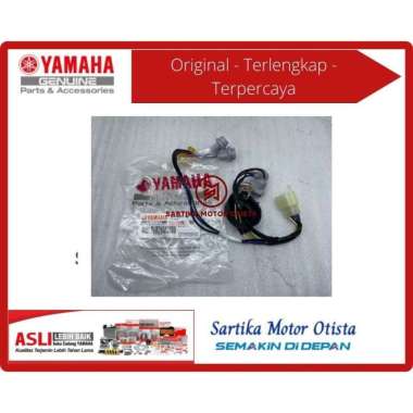 Original Holder Socket / Soket Lampu Depan (2PH1) Yamaha Mio M3