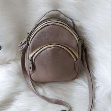 Tas kulit mini size 15x7x20cm Garut Bahan Premium By Aqila Fashion 15x7x20cm Mocca