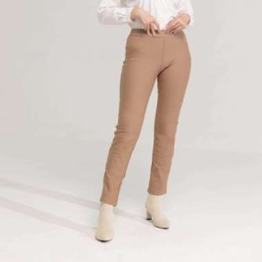 Dauky Celana Panjang Wanita Straight Fit Basic Series L 723 - Coklat