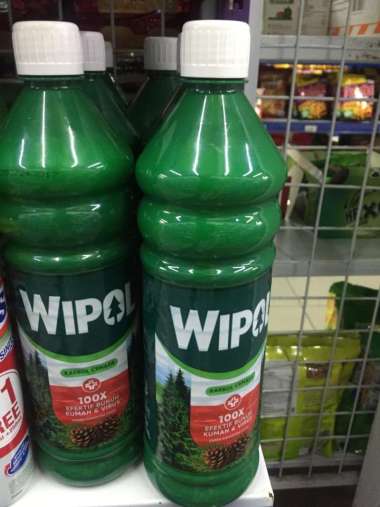 WIPOL KARBOL CLASSIC 750ML BTL