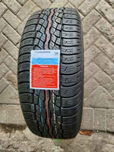 Bridgestone Dueler D687 235/60 R16 OEM