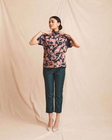 Apta Top - Amanda Hartanto Batik Apta Top Semua Ukuran