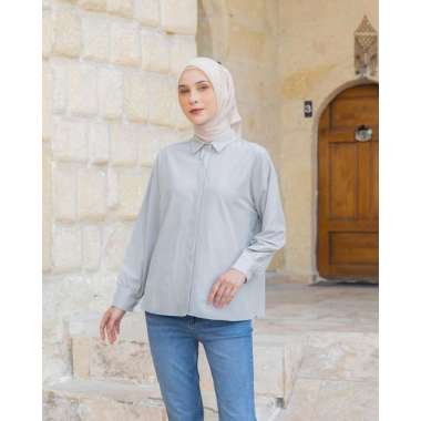 Heaven Lights - Brianna Shirt - Kemeja Polos Wanita Muslim L Light Grey