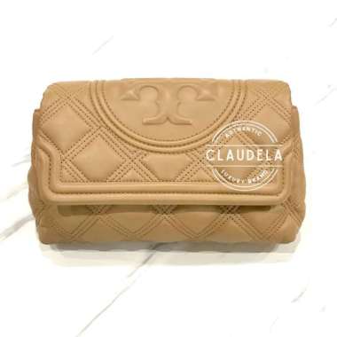 Tory Burch Soft Fleming Clutch in Tiramisu