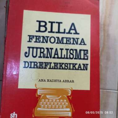 Buku jurnalistik pers wartawan mass media media literasi 8