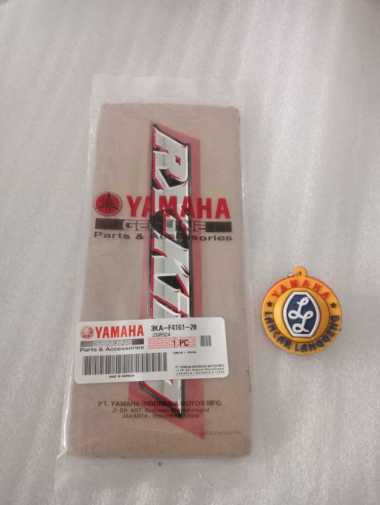 STICKER / LOGO /EMBLEM TEPONG SAMPING / BOX ACCU/ AKI YAMAHA RX KING RXK 135 ORIGINAL YGP 3KA 3KA-F4