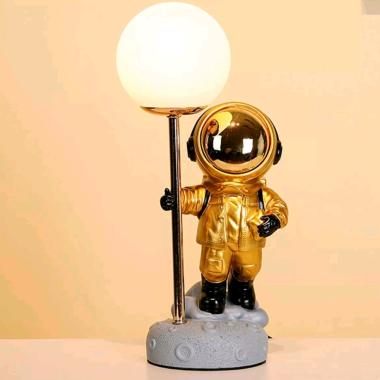 Lampu LED Ornament Astronot Modern Gaya Eropa Dekorasi Kamar Anak Anak Dewasa Dimmable Gold