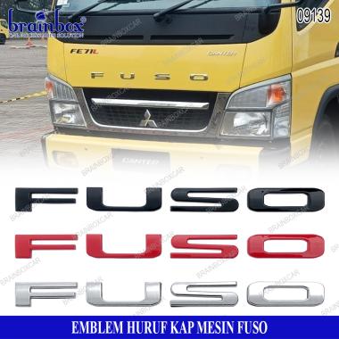 Emblem Kap Mesin FUSO Logo Tempelan Body Mobil Red