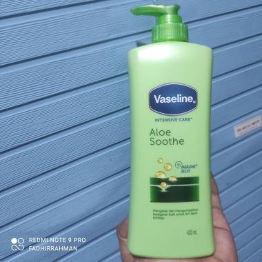 Vaseline Hand & Body Lotion Intensive Care Aloe Soothe - 400Ml