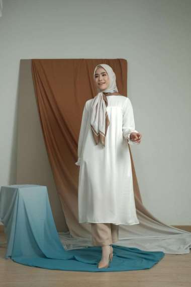 Zoya Tunik Malva Midi Dress M White