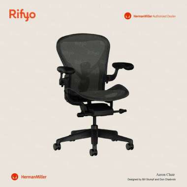 Herman Miller Remastered Aeron Chair Onyx - Ergonomic Office Chair / Gaming Chair Size B