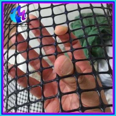 kawat jaring plastik hdpe bentuk kotak 1/2 inch Hitam