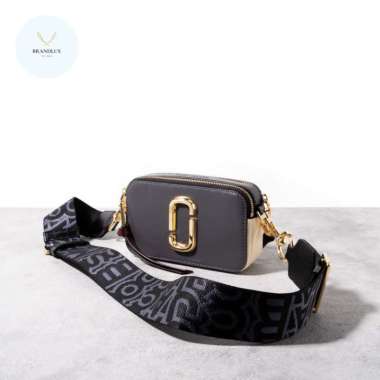 MARC JACOBS Snapshot - 100% Authentic Shadow Multi