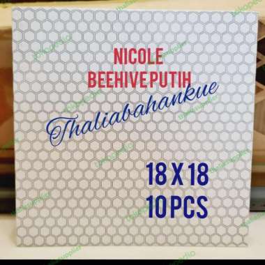 NICOLE BEEHAVE PUTIH KOTAK 18 X 18 = 25PCS, ALAS CAKE/KUE BAHAN TEBAL