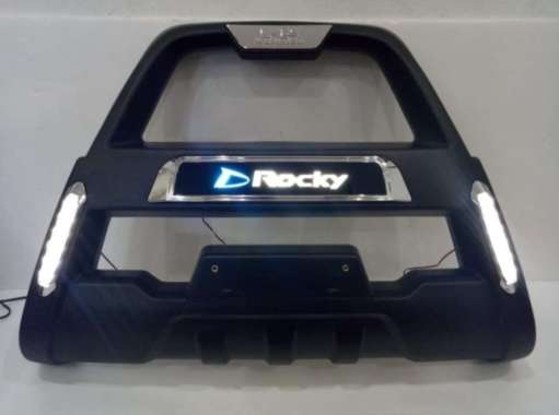 TANDUK DEPAN PLASTIK TOYOTA RAIZE / DAIHATSU ROCKY LAMPU LED